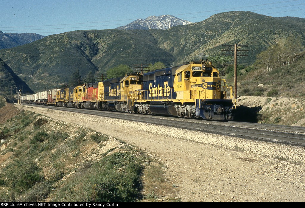 ATSF 5189 on Cajon Pass